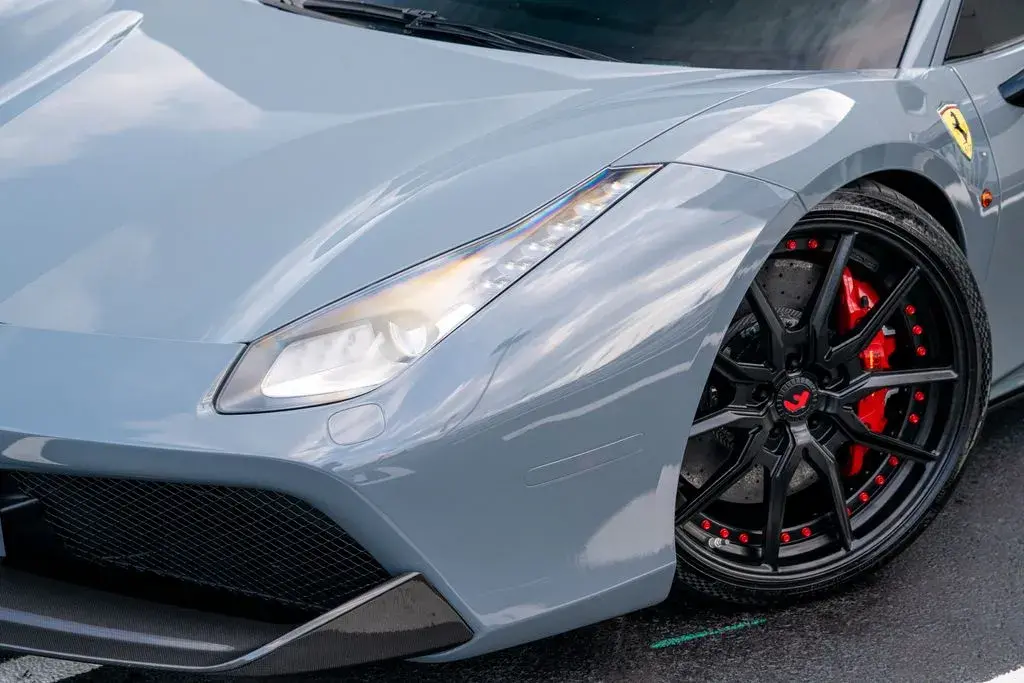 2016 Ferrari 488 Base photo 3
