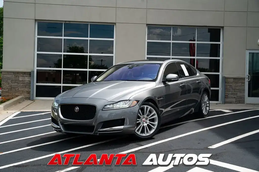 2020 Jaguar XF 25t Premium's photo