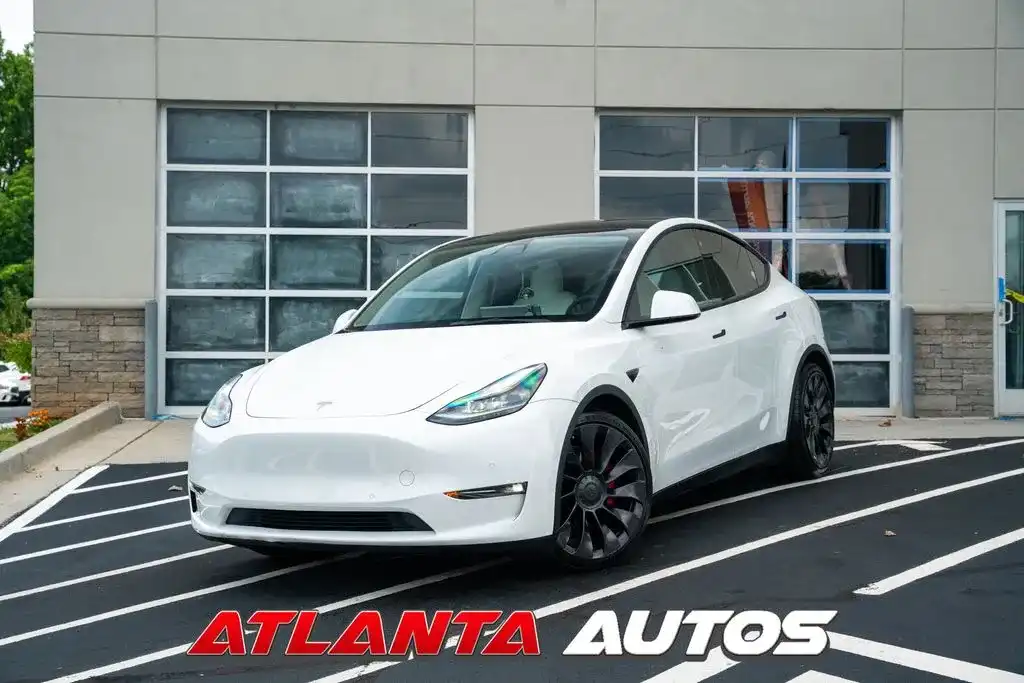 2022 Tesla Model Y Performance Dual Motor All-Wheel Drive's photo