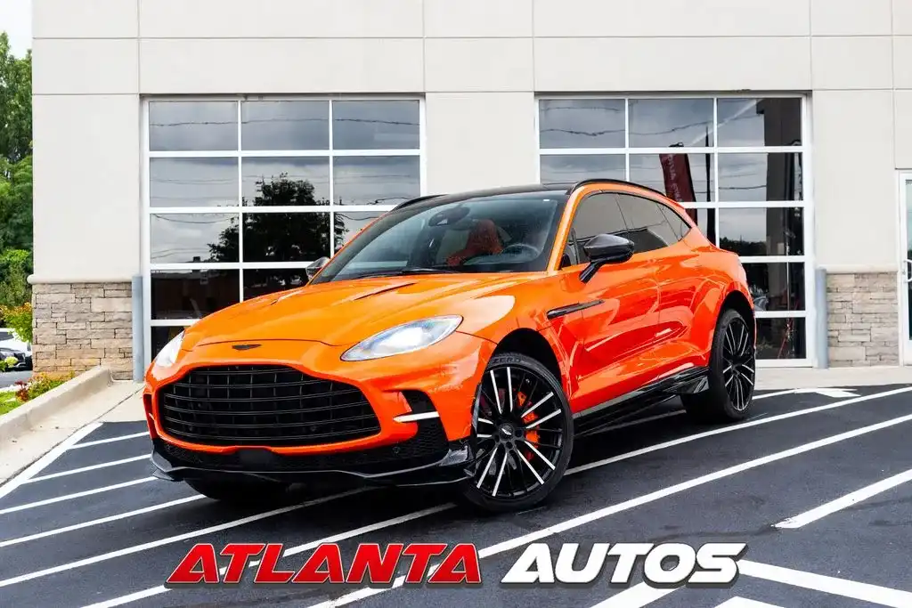 2023 Aston Martin DBX 4.0 V8 707 AWD's photo