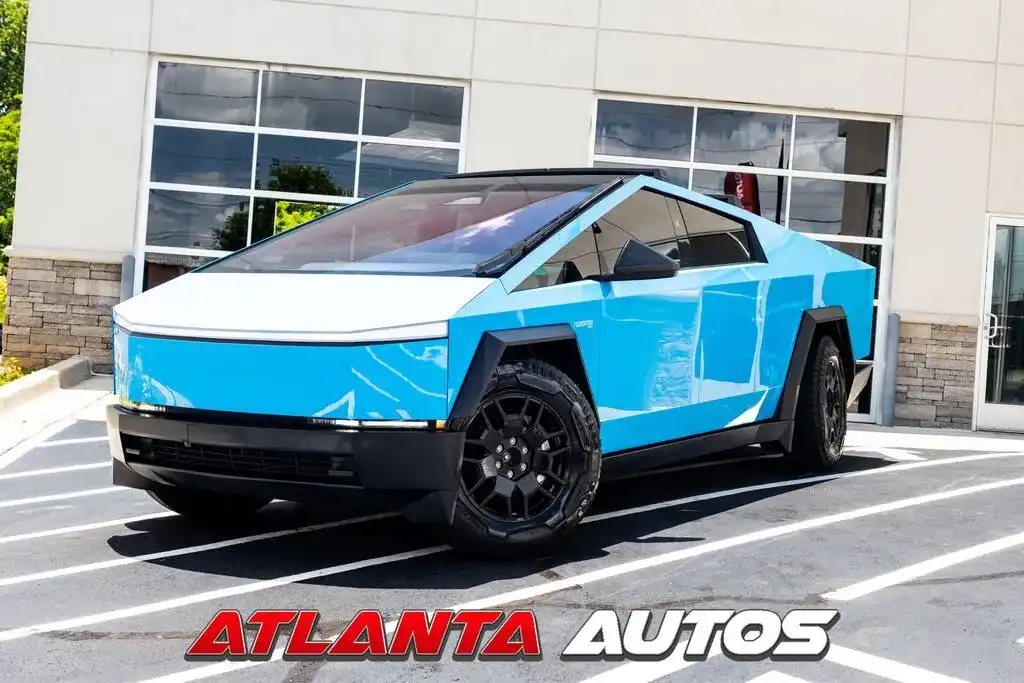 2024 Tesla Cybertruck All-Wheel Drive's photo