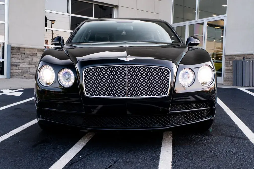 2015 Bentley Flying Spur V8 photo 3