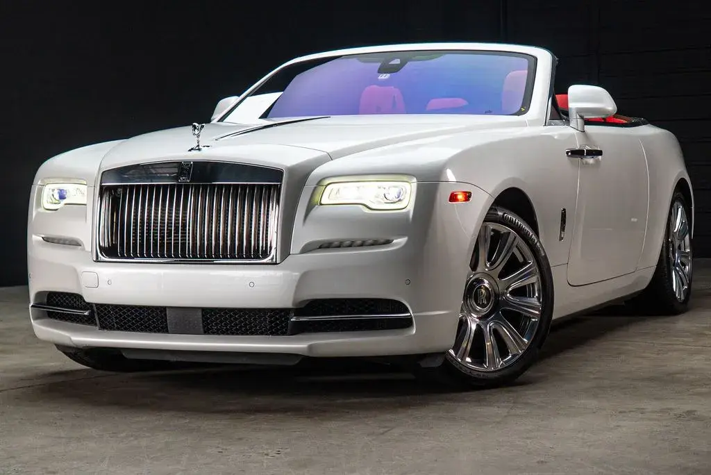 2016 Rolls-Royce Dawn Base photo 3