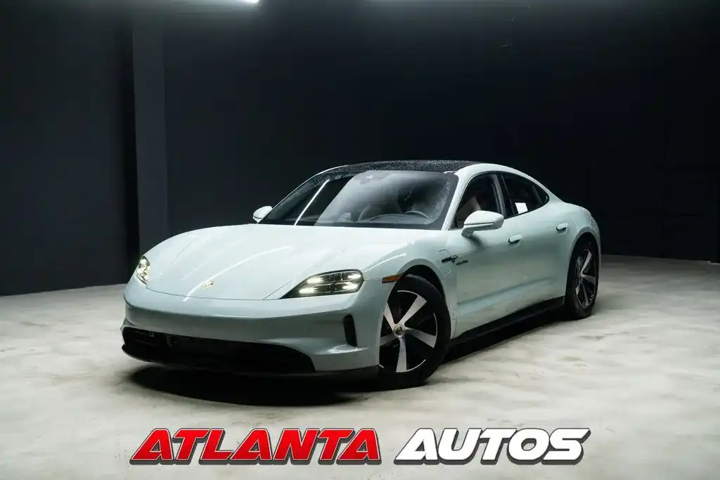 2025 Porsche Taycan Base's photo