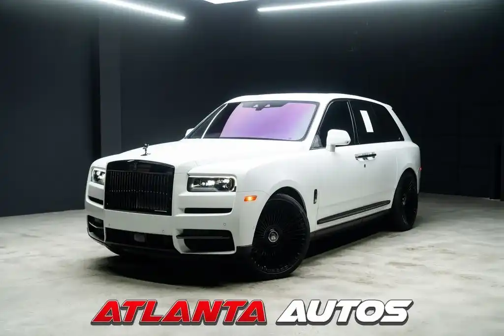 2023 Rolls-Royce Cullinan Black Badge's photo