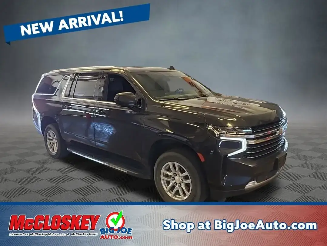 2022 Chevrolet Suburban 4WD 1500 LT's photo