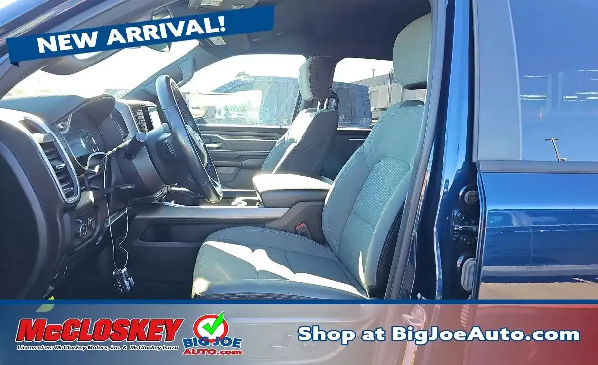 2023 RAM 1500 Big Horn/Lone Star 4WD Crew Cab 5'7's photo