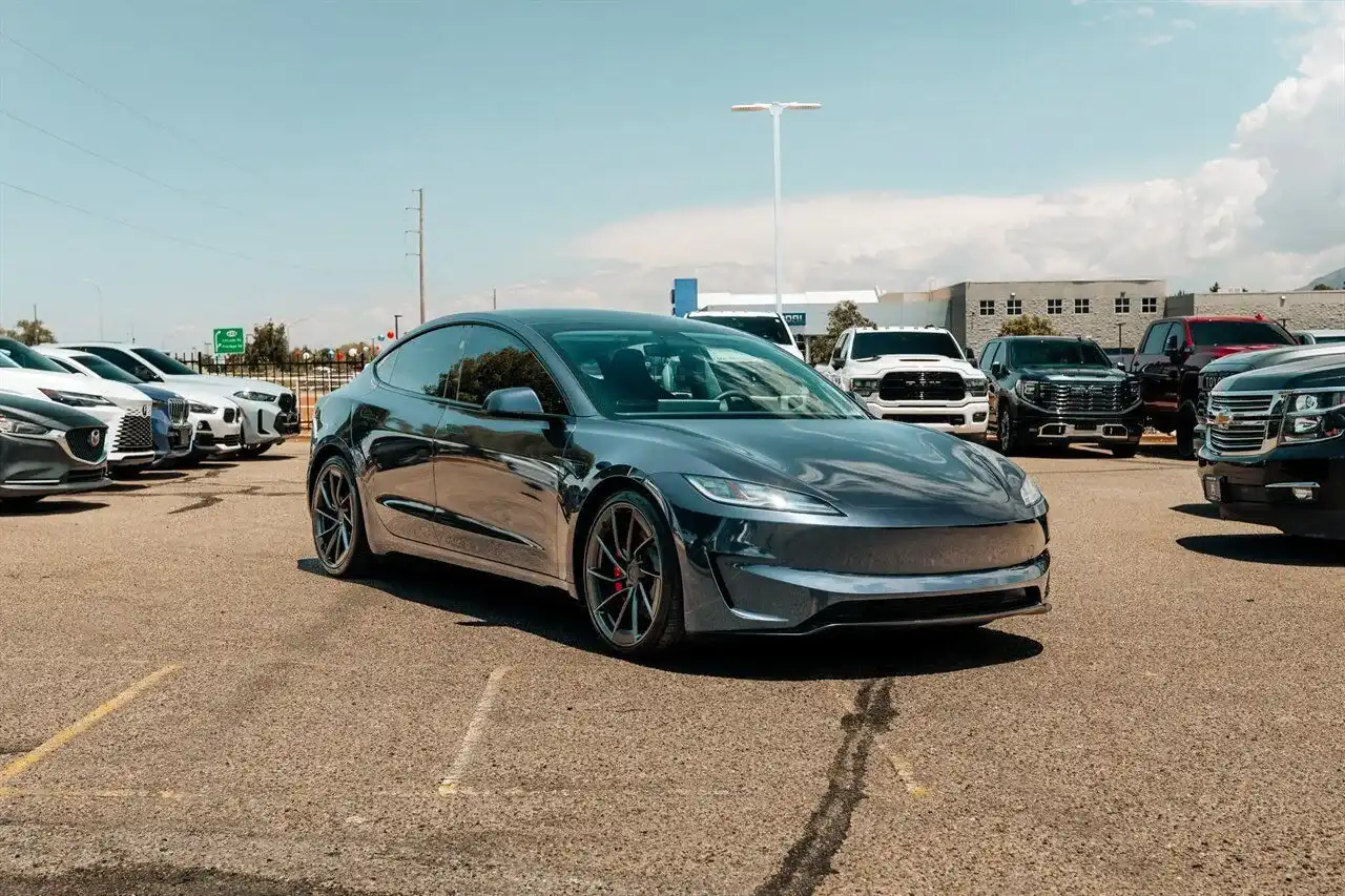 2024 Tesla Model 3 Performance's photo