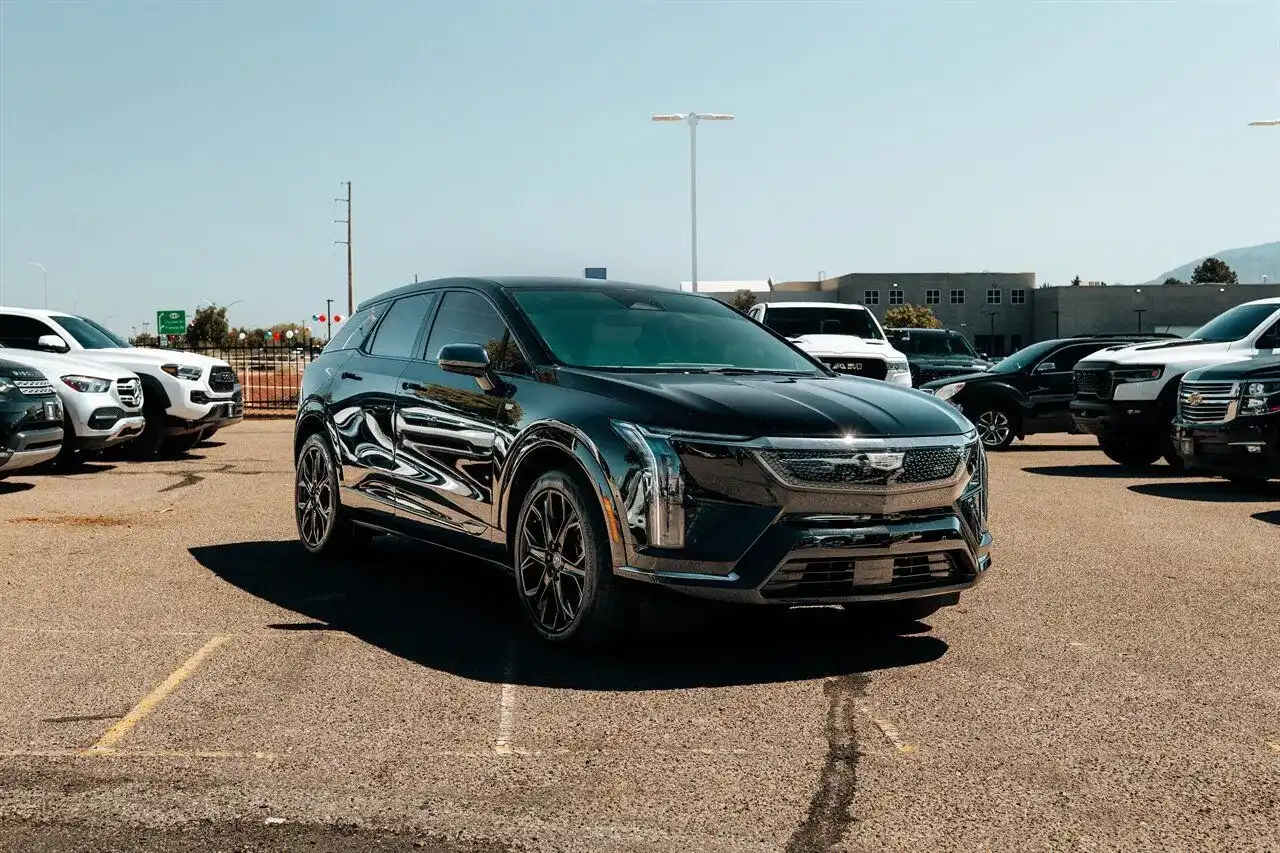 2025 Cadillac Optiq Sport 1 AWD's photo