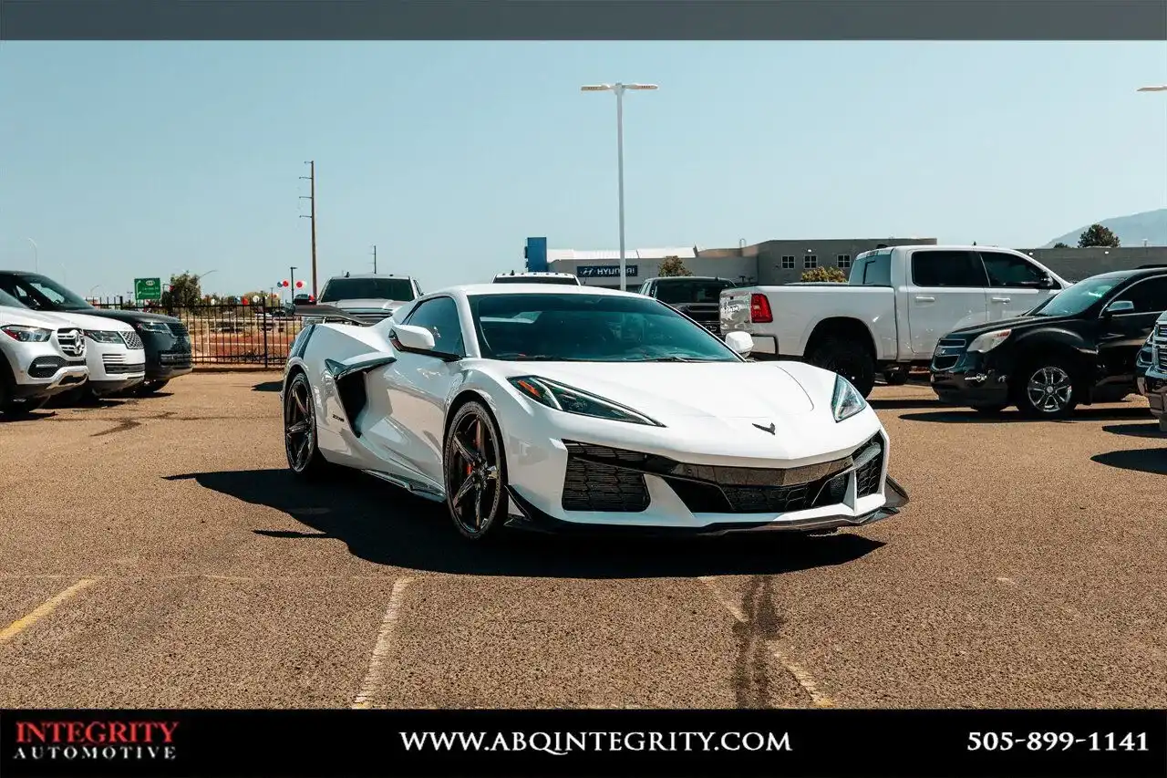 2023 Chevrolet Corvette Z06 Convertible 3LZ's photo