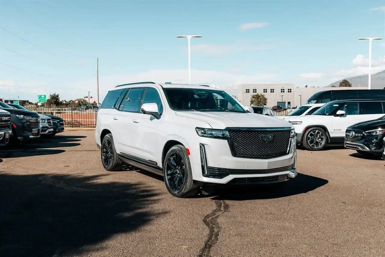 2023 Cadillac Escalade 4WD Sport Platinum's photo