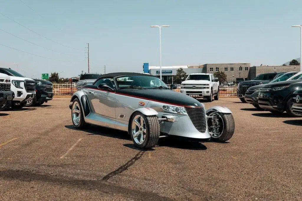2001 Plymouth Prowler Base's photo