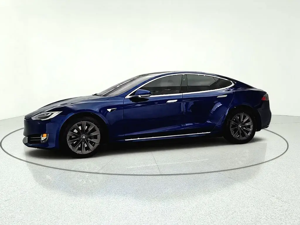 2020 Tesla Model S Long Range photo 4