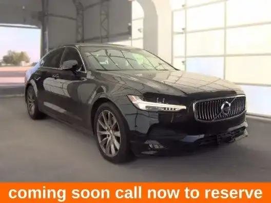 2017 Volvo S90 T6 Momentum AWD's photo