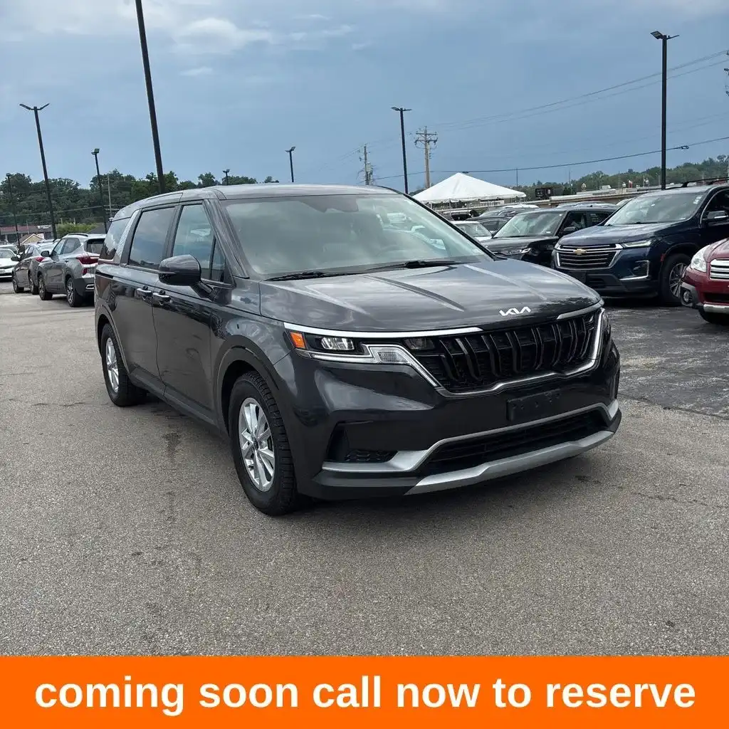 2024 Kia Sedona LX Seat Pkg's photo