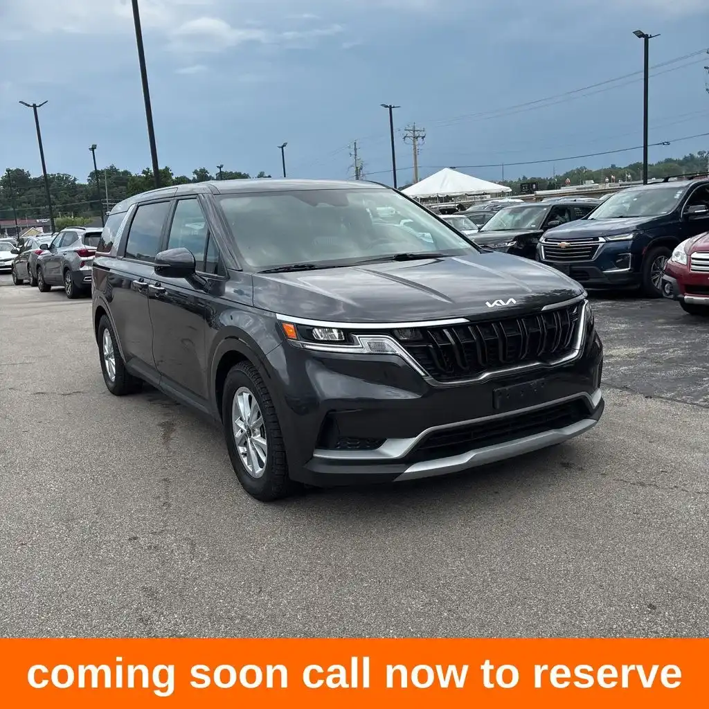 2024 Kia Sedona LX Seat Pkg's photo