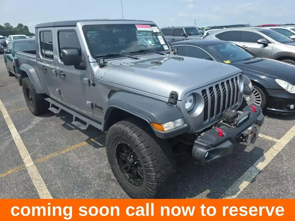 2020 Jeep Gladiator Sport S's photo