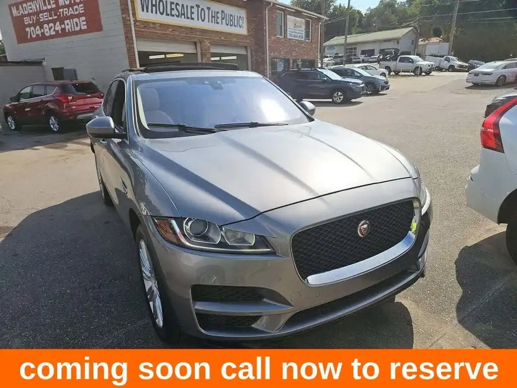 2020 Jaguar F-PACE 25t Premium AWD's photo