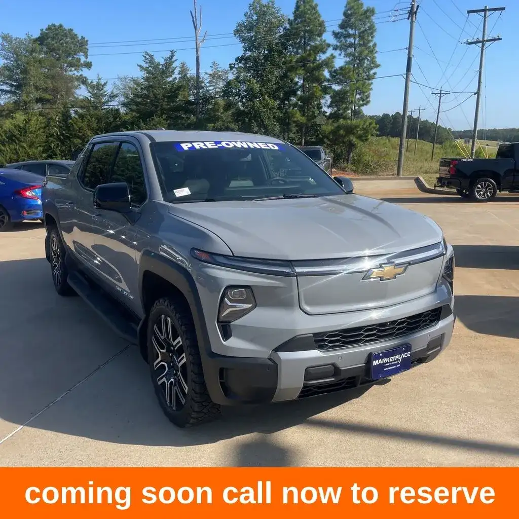 2026 Chevrolet Silverado EV LT Standard Range's photo