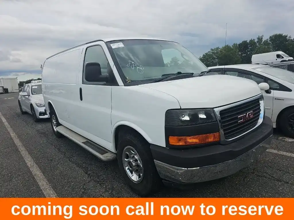 2018 GMC Savana 2500's photo