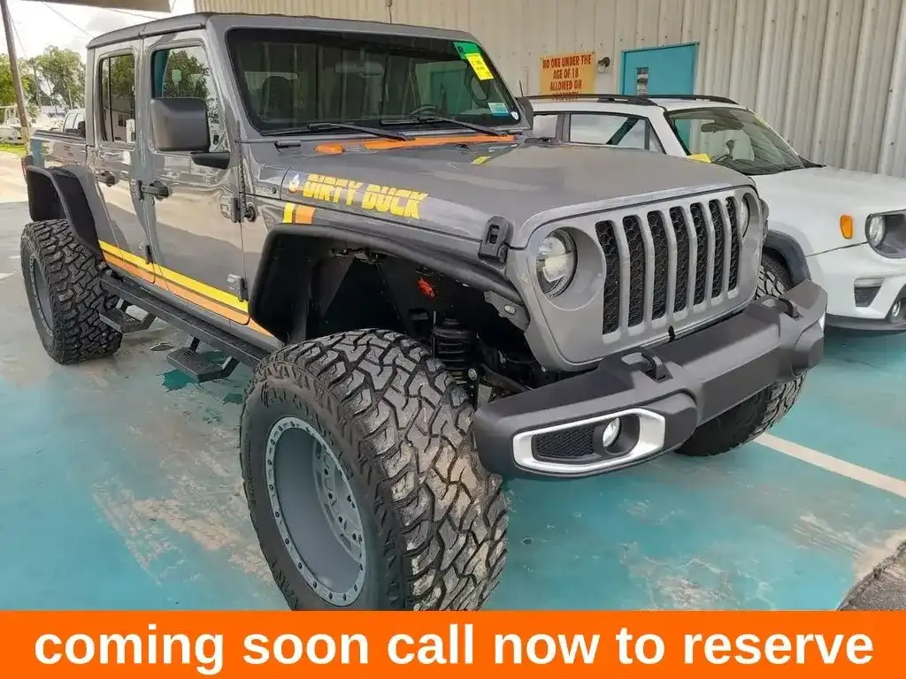 2021 Jeep Gladiator Sport S's photo