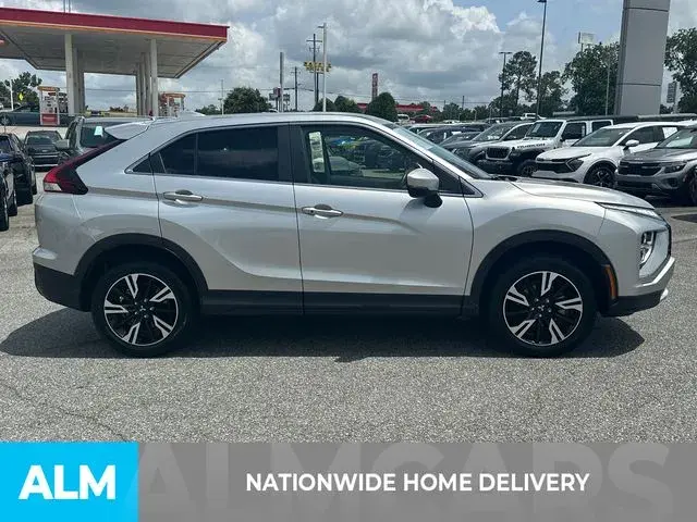 2024 Mitsubishi Eclipse Cross SE S-AWC photo 4