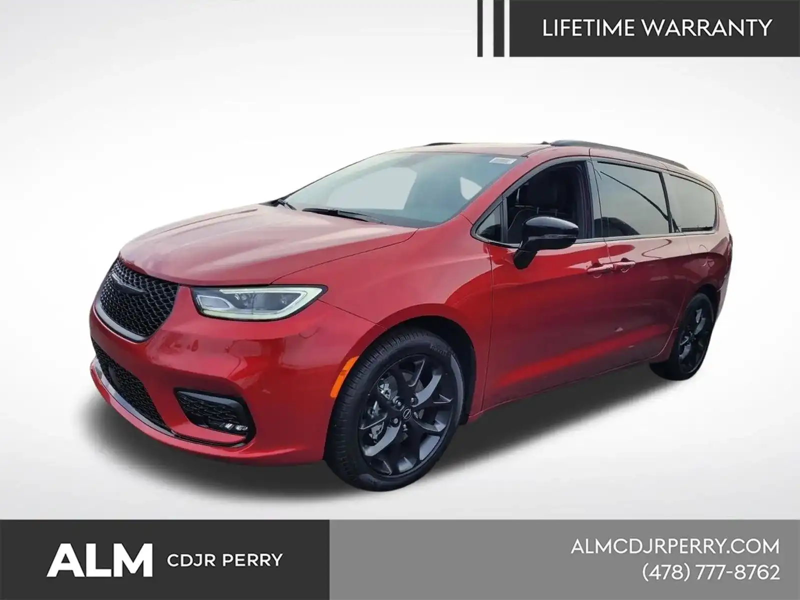 2026 Chrysler Pacifica Limited's photo
