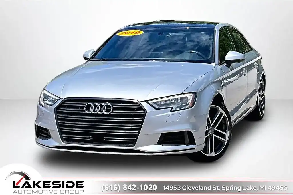 2019 Audi A3 2.0T FWD S tronic Premium's photo