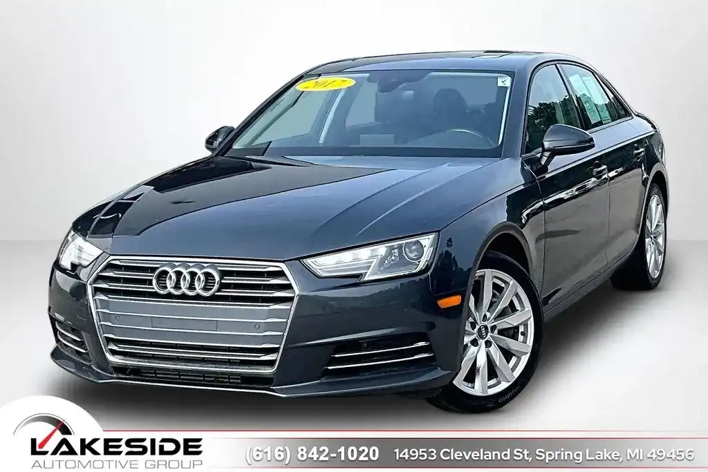 2017 Audi A4 2.0T quattro S tronic Premium's photo