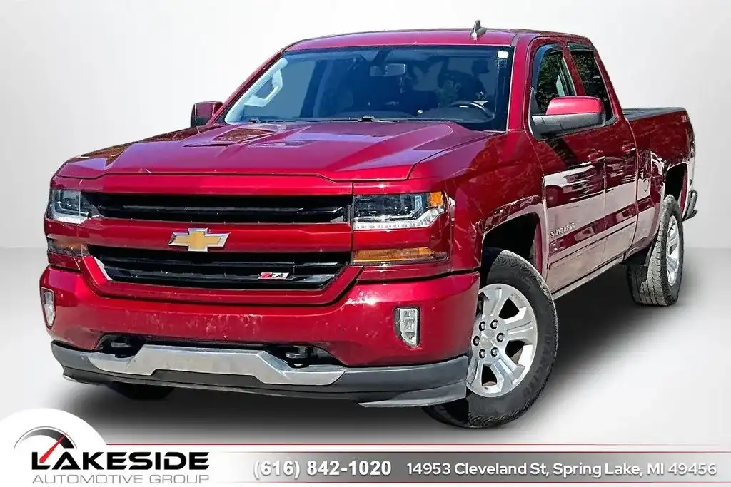 2018 Chevrolet Silverado 1500 Z71 4WD Double Cab Standard Box LT's photo