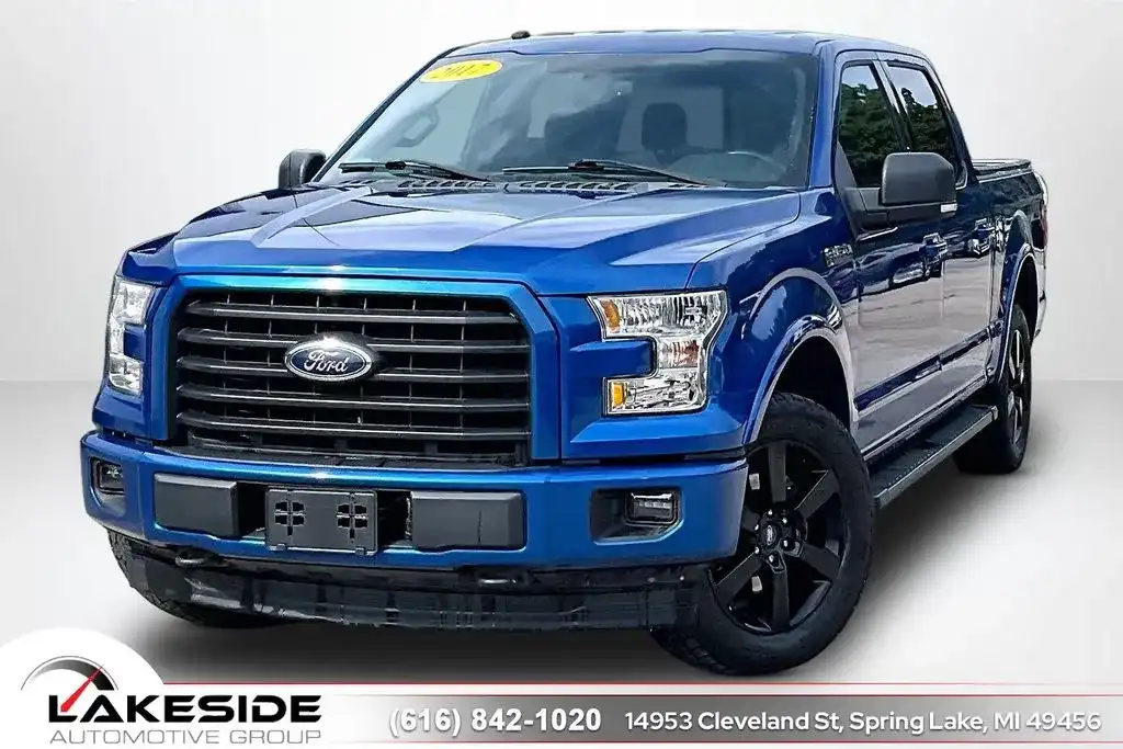2017 Ford F-150 XLT 4WD SuperCrew 145 in's photo