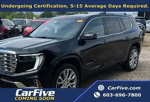 2024 GMC Acadia Denali AWD's photo