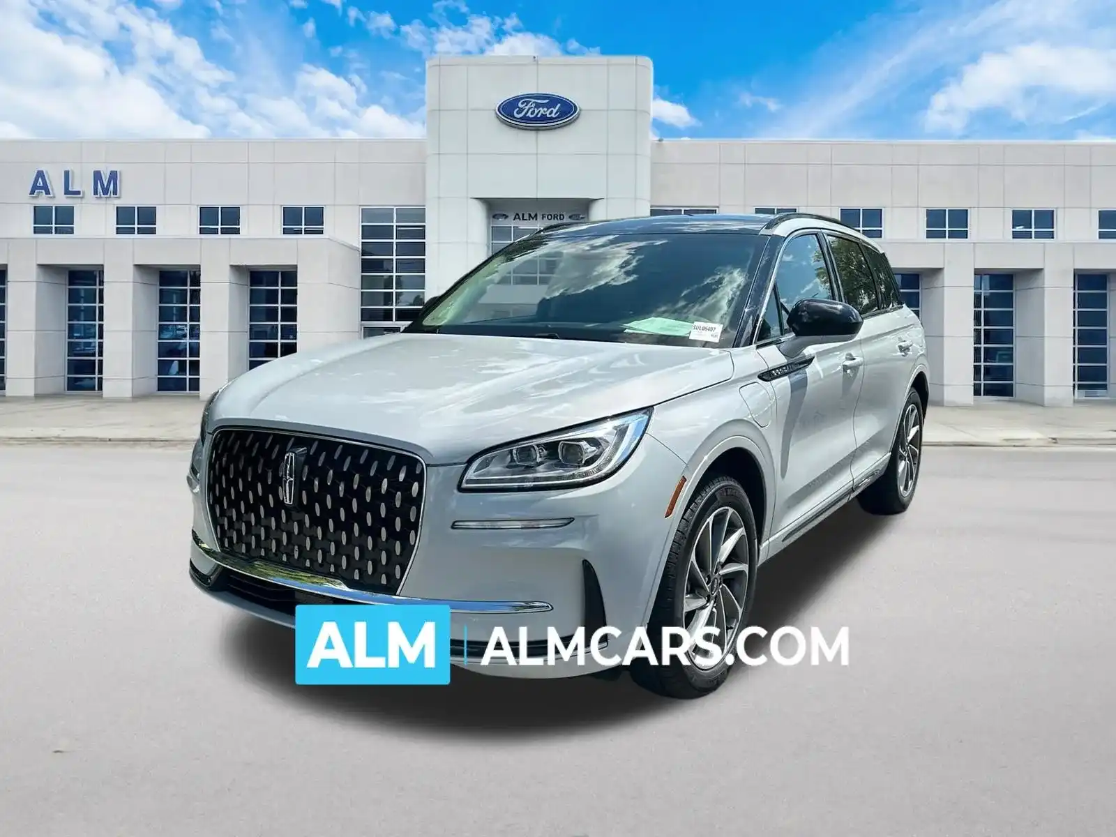 2025 Lincoln Corsair Grand Touring AWD's photo
