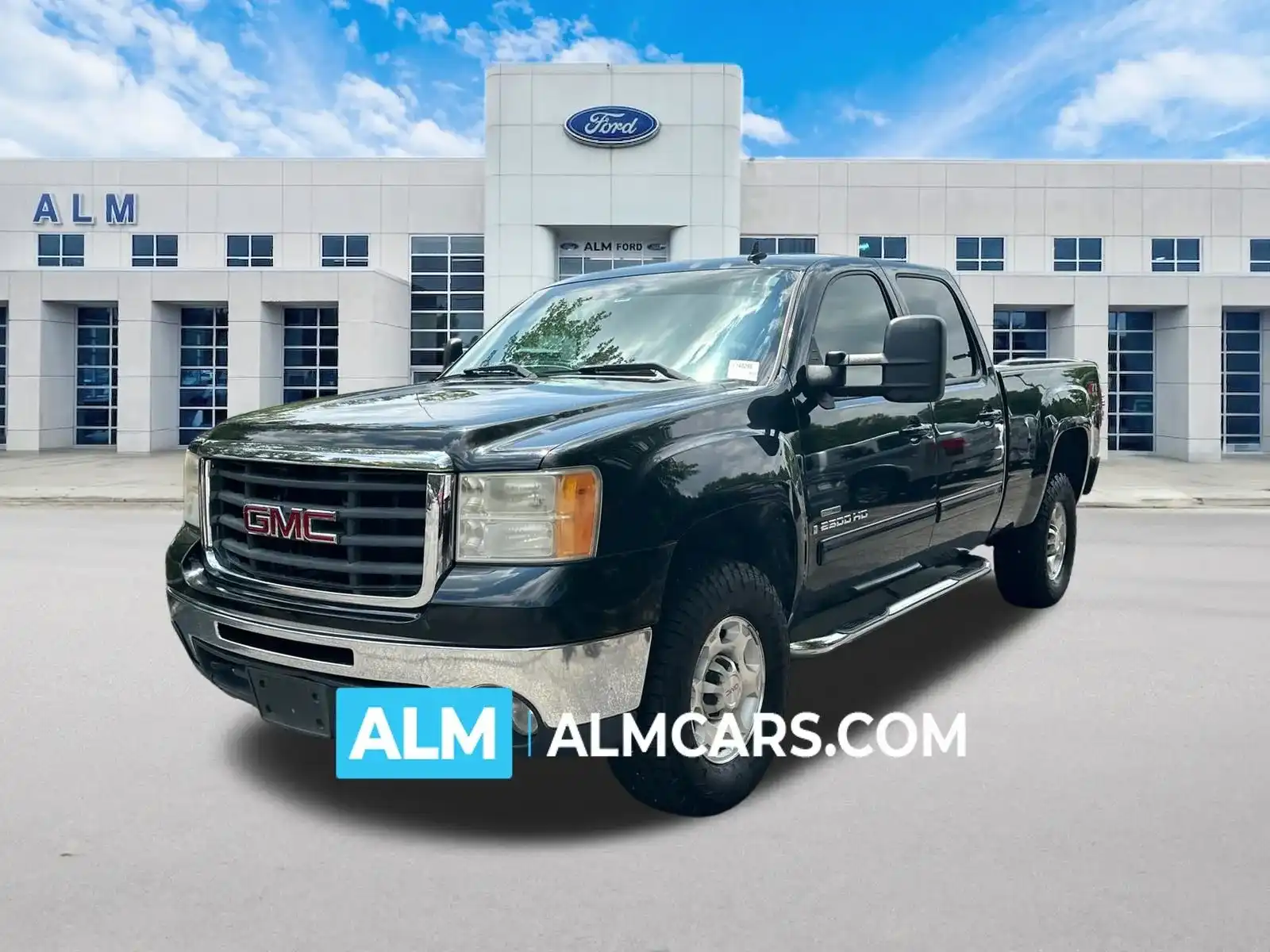 2008 GMC Sierra 4WD Crew Cab 8ft SLT's photo