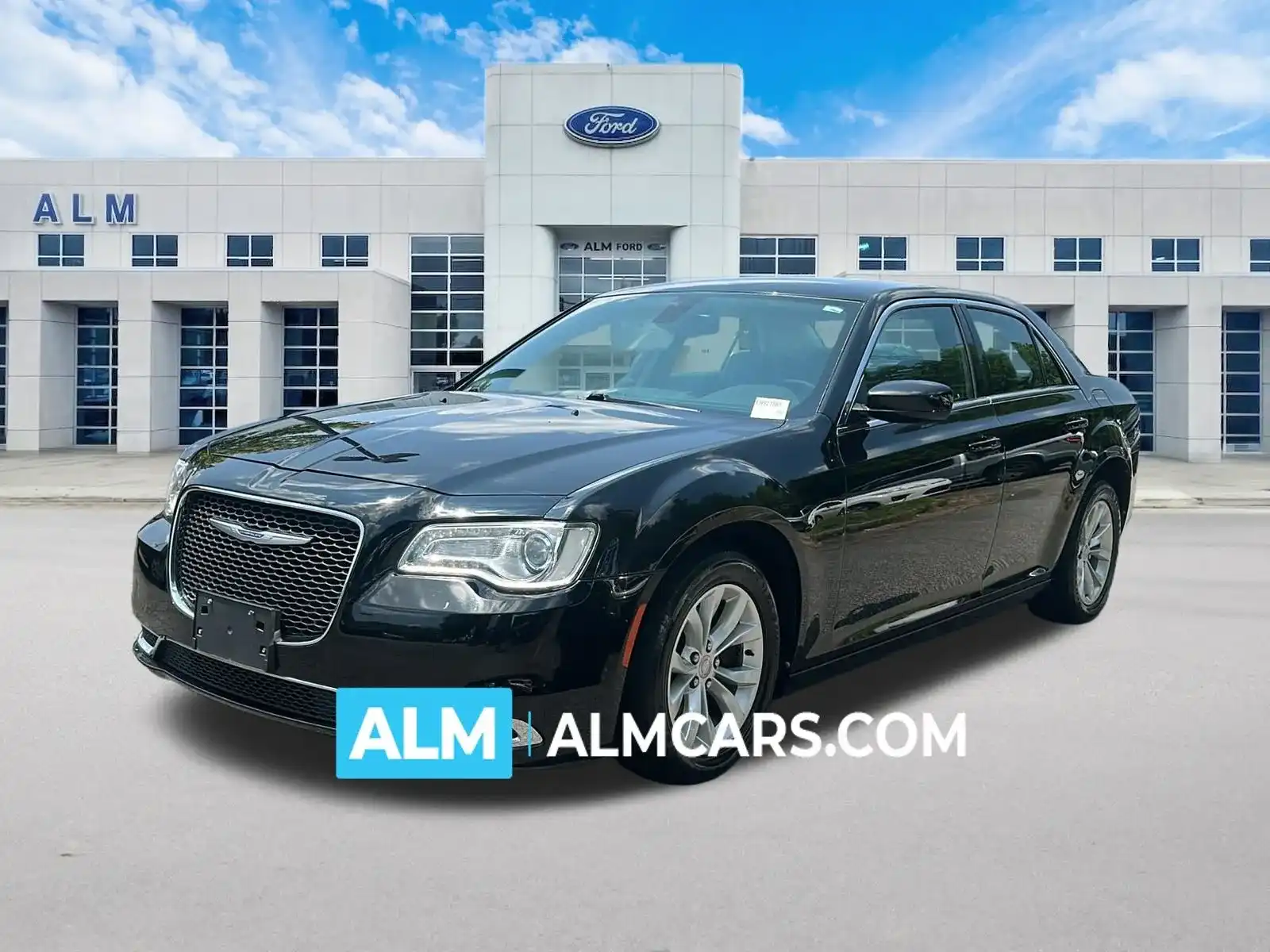 2015 Chrysler 300 Limited V6's photo