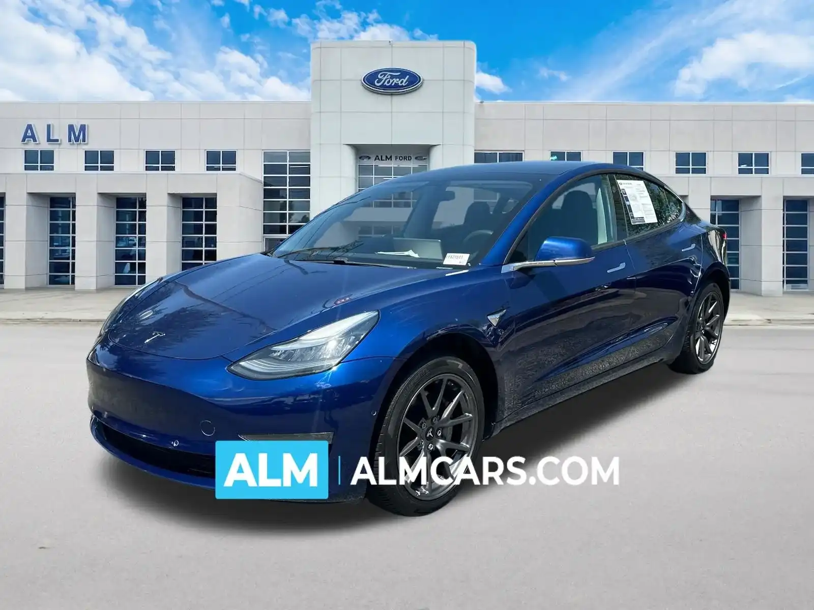 2020 Tesla Model 3 Standard Range Plus's photo