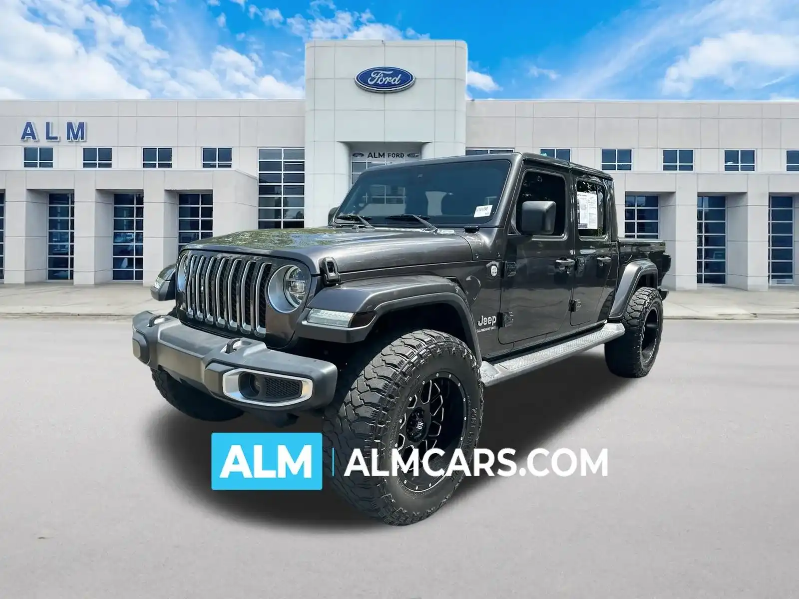 2020 Jeep Gladiator Overland's photo