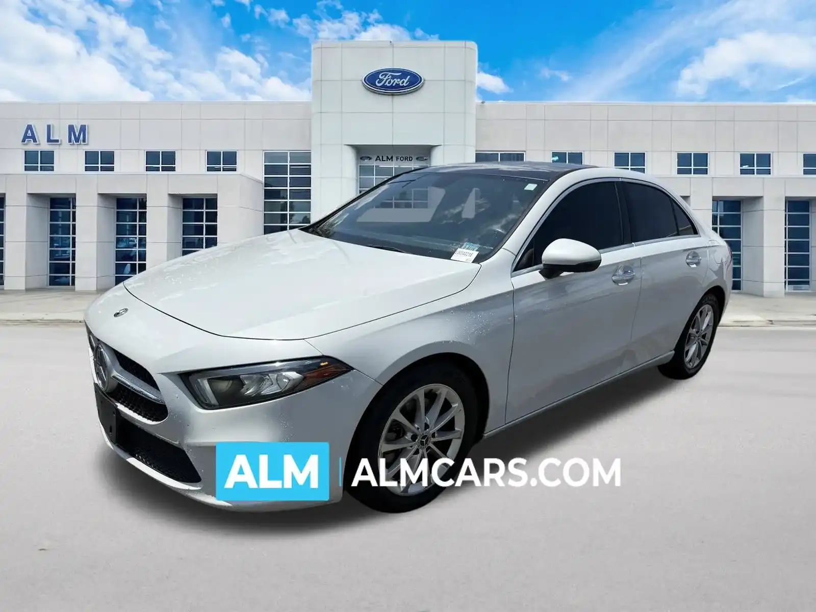 2020 Mercedes-Benz A-Class A220 4MATIC's photo