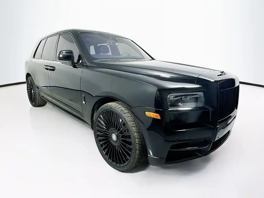 2019 Rolls-Royce Cullinan Base's photo