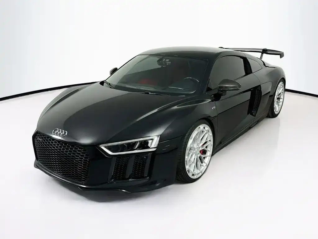 2017 Audi R8 V10 Coupe quattro S tronic's photo