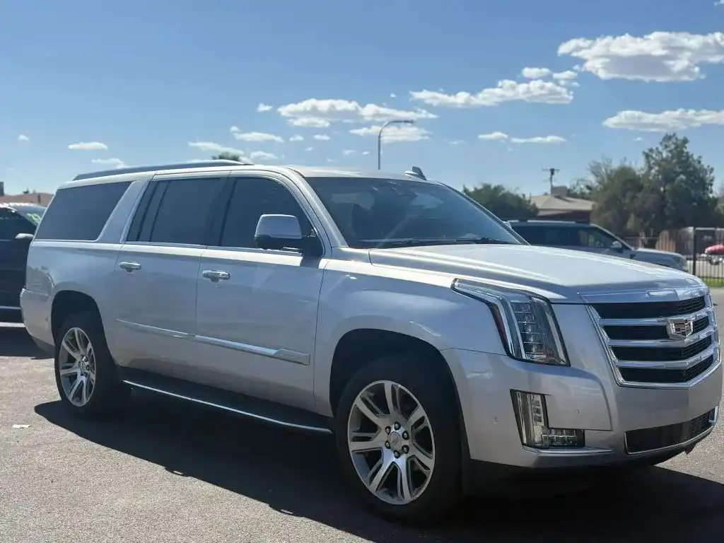 2019 Cadillac Escalade ESV AWD Premium Luxury's photo