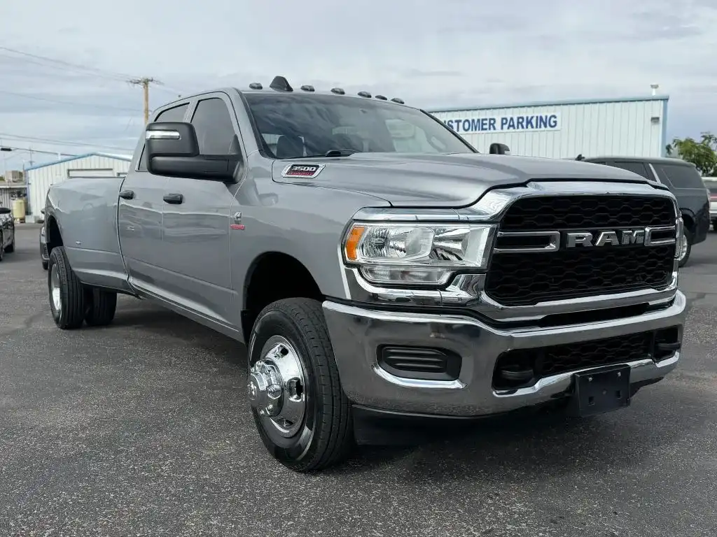 2023 RAM 3500 Tradesman 4X4 Crew Cab LWB's photo