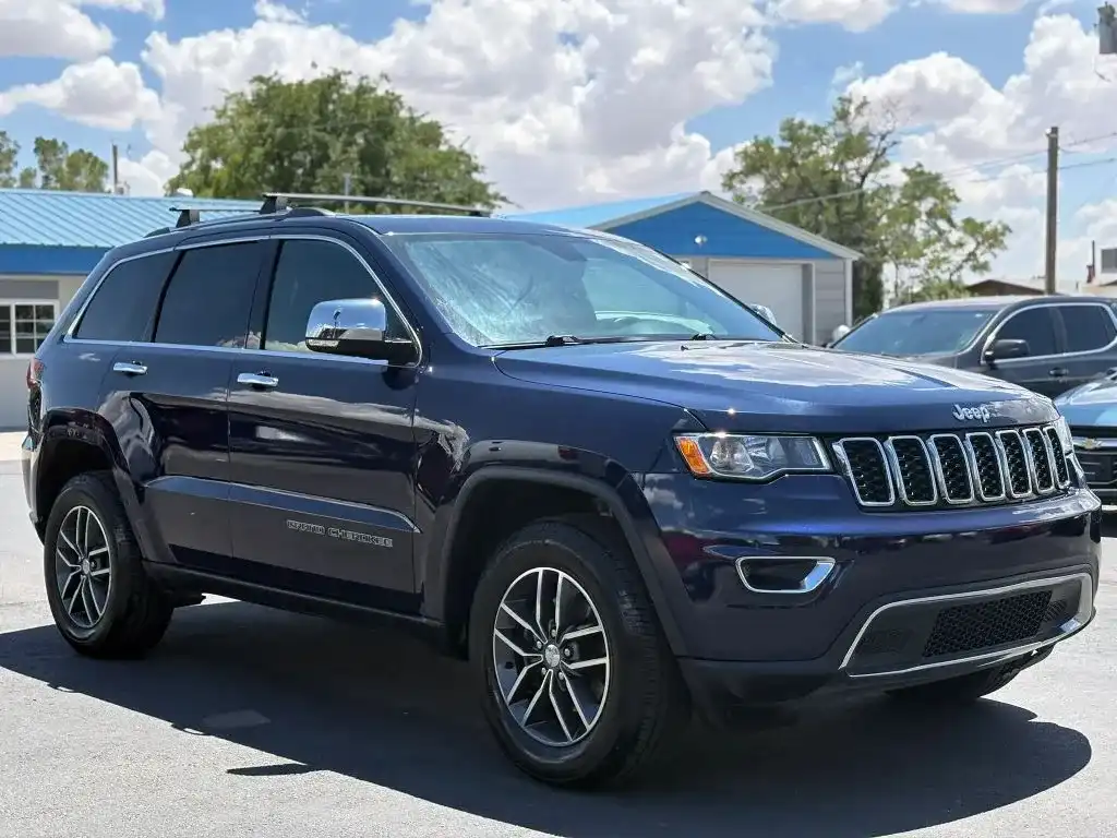 2017 Jeep Grand Cherokee Limited 4WD's photo
