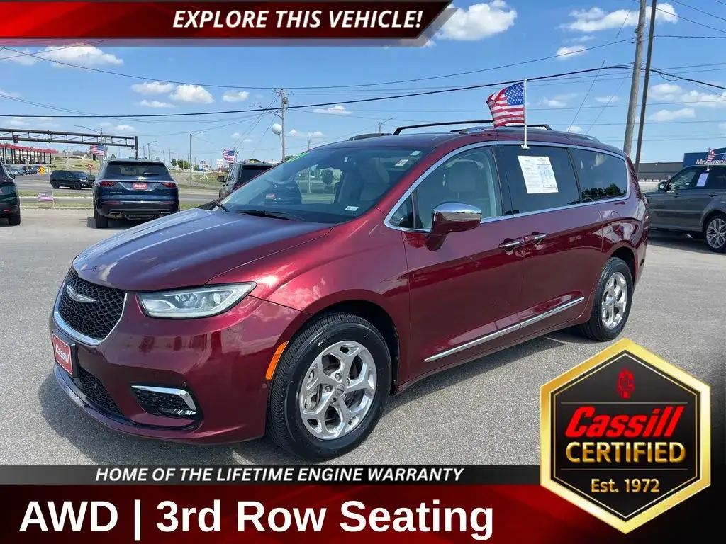 2021 Chrysler Pacifica Limited photo 1