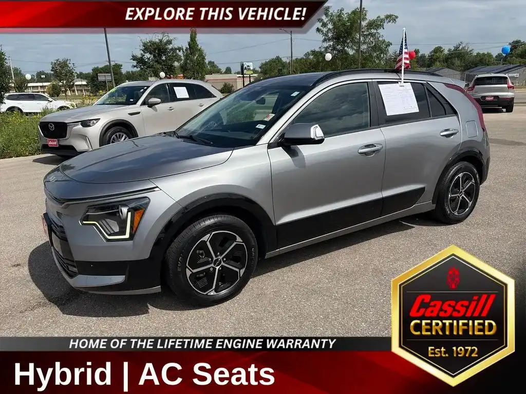 2023 Kia Niro SX HEV's photo
