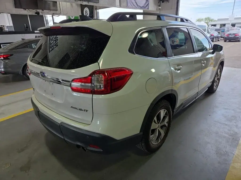 2019 Subaru Ascent Premium 7 Passenger photo 5