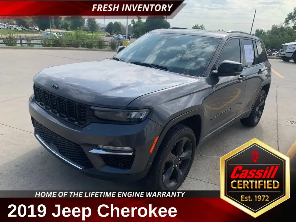 2019 Jeep Cherokee Limited 4X4's photo