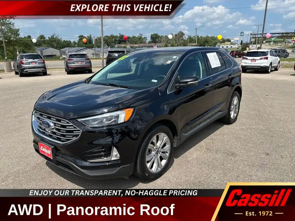 2022 Ford Edge Titanium AWD's photo