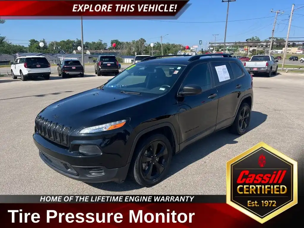 2017 Jeep Cherokee Sport Altitude's photo