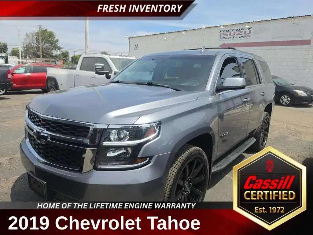 2019 Chevrolet Tahoe 4WD LT's photo